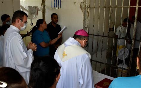 Pastoral Carcerária da Diocese de Cajazeiras celebra Natal detentos