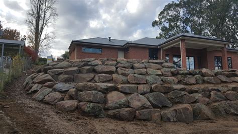 Moss Rock Retaining Walls Down Under Retaining