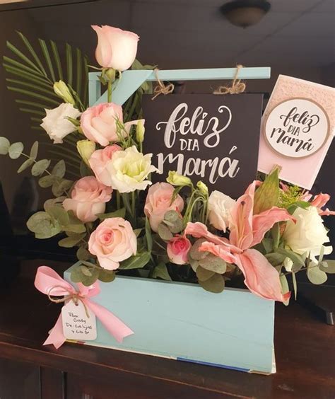 Ideas para regalar flores el día de las madres Ramos y detalles