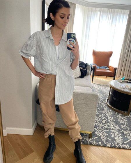 Katie Findlay: Age, Wiki, Bio, Height, Weight, Parents, Husband ...