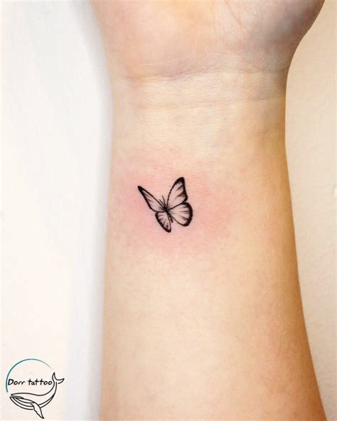 Aggregate more than 81 minimalist butterfly outline tattoo super hot ...