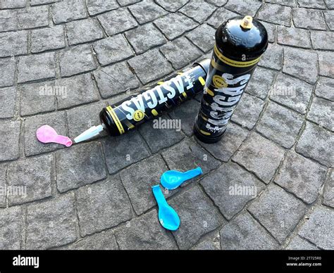 Nitrous oxide canister Stock Photo - Alamy