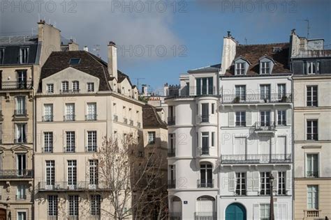 Paris quai dOrléans Gilles Targat Photo12