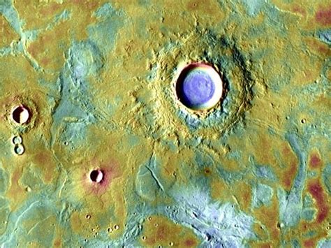 'Egg cup' craters may reveal Mars's past climate | New Scientist