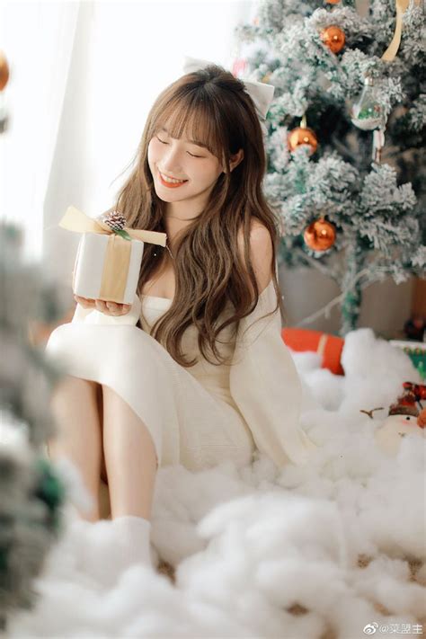 Ghim của yu yanagi trên クリスマス Con gái Nhiếp ảnh mẫu nữ Tạo dáng