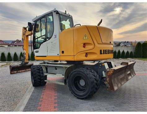 Liebherr A Compact Maszyny Budowlane Sprzeda