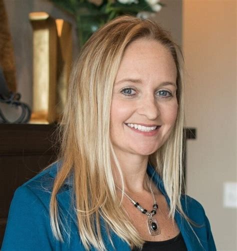 Ashley Simmons Real Estate Agent In Wichita Ks