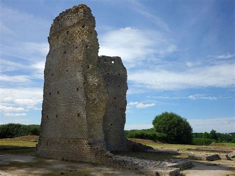 Site gallo romain du Haut Bécherel Temple de Mars à Corseul