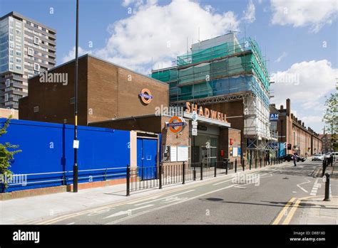 London Overground East London Railway Shadwell Station Stock Photo Alamy