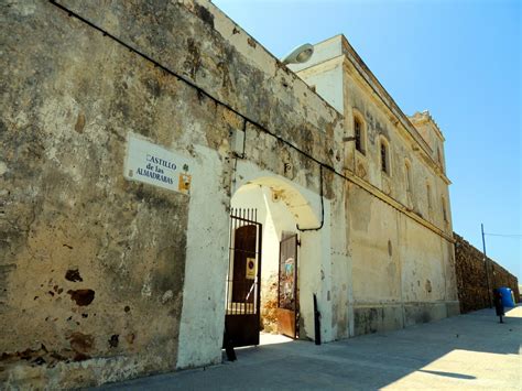 Foto Castillo De Las Almadrabas Zahara De Los Atunes Cádiz España