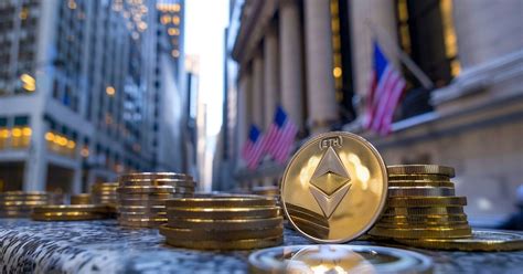 Bloomberg Analyst Confirms Ethereum ETFs Set To Launch Next Week