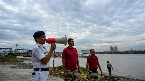 Cyclone Dana Odisha Bengal Brace For Impact See Photos Hindustan