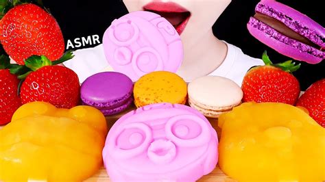 ASMR PORORO ICE CREAMS MACARONS STRAWBERRY 뽀로로 아이스크림 마카롱 딸기 EATING