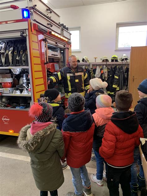 Besuch Bei Der Feuerwehr P Chersreuth Grundschule P Chersreuth