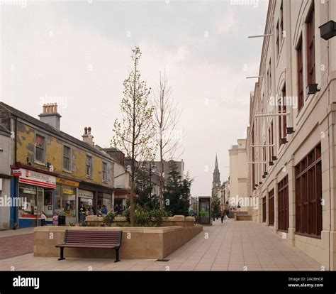 The Town Centre Of Falkirk Central Scotland In 1994 Stock Photo Alamy