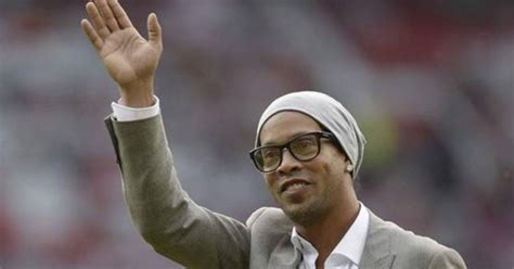 Ronaldinho Abre La Puerta A Su Retiro Definitivo Del F Tbol Profesional