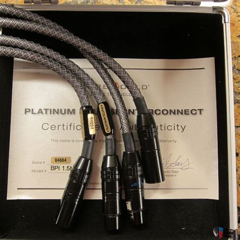 Wireworld Platinum Eclipse Balanced Xlr Pair Meters Photo