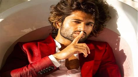 Vijay Deverakonda से Ed ने 12 घंटे की पूछताछ तो एक्टर बोले पॉपुलर