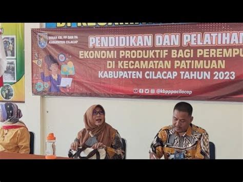 PENDIDIKAN DAN PELATIHAN EKONOMI PRODUKTIF BAGI PEREMPUAN DI KECAMATAN