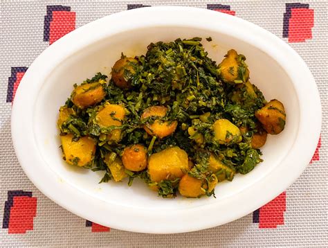 Spinach And Radish Leaves With Vegetables Stir Fry Nanditable