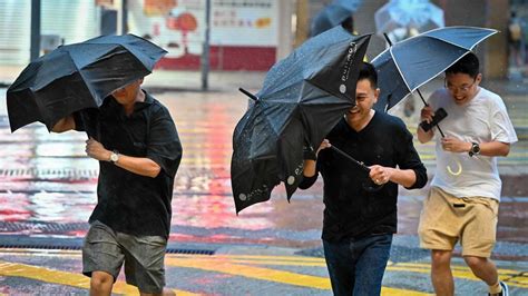 香港打風｜香港颱風消息 香港天文台颱風路線預測 天文台八號風球懸掛條件 香港八號風球可能性