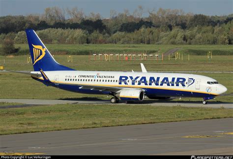 EI DLI Ryanair Boeing 737 8AS WL Photo By Luc Verkuringen ID 421226