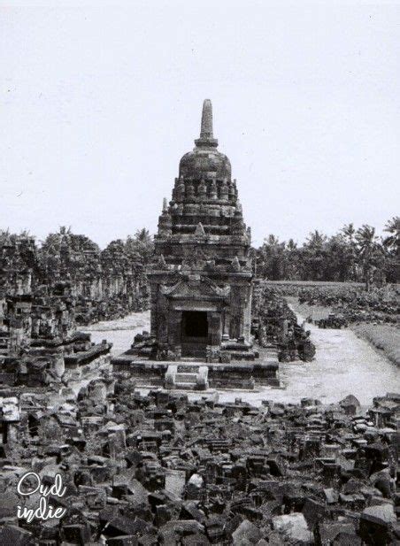 candi sewu  historical temple  indonesia candi cetho indonesia