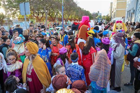 El Barrio Jerezano De San Benito Se Vuelca Con La Cabalgata Del Heraldo