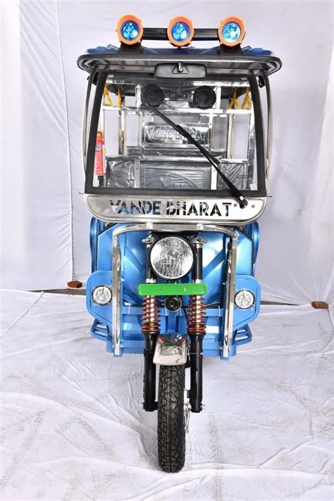 Vande Bharat Blue Battery Operated E Rickshaw Model Name Number V