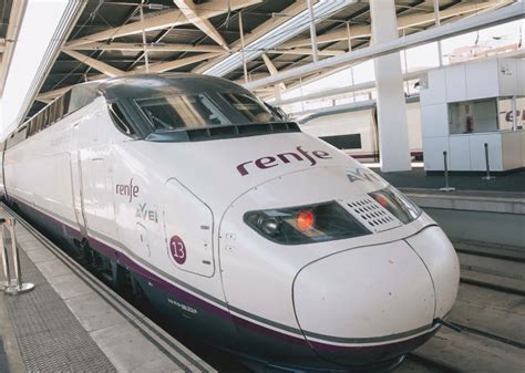 Renfe Ofrece 9 500 Plazas Adicionales En AVE Y Euromed Para El Puente