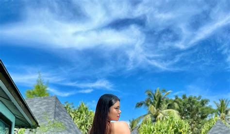 TGPH 4 Marieyaava Sexy Pwetmalu In T Back Bikini