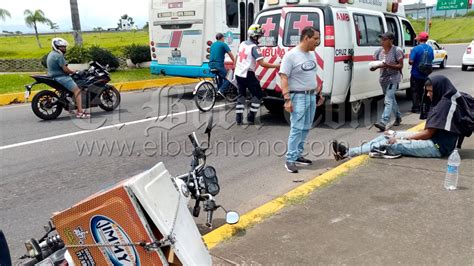 Motociclista atropella a transeúnte sobre boulevard Tratados de Córdoba