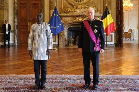 Belgique Lambassadeur Du Burkina Pr Sente Ses Lettres De Cr Ance Au