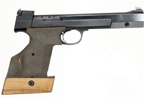 22 PISTOL schweizisk Halvautomatisk fabrikat Hämmerli modell 208