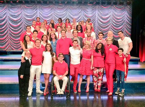 Photos From Glee Says Goodbye Behind The Scenes Pics From The Final