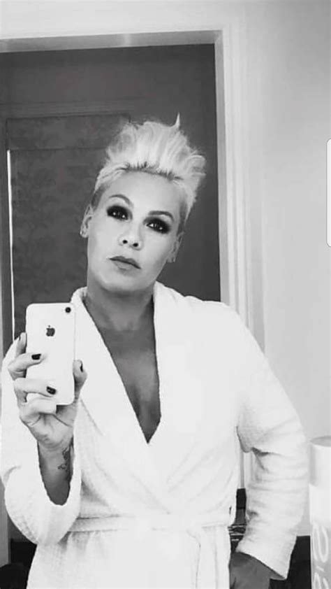 P!nk. I find this hilarious. Short Pixie, Short Hair Cuts, Short Hair ...