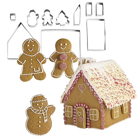 Gingerbread House And Figures Cutter Set Lakeland