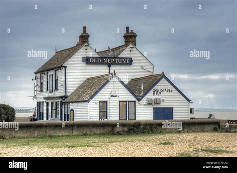 Seaside Pub Hi Res Stock Photography And Images Alamy