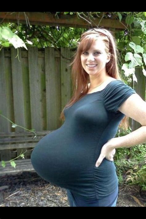 Pin By Clay Sands On Triplets Pregnant Women Pregnant Belly Pregnancy Photos