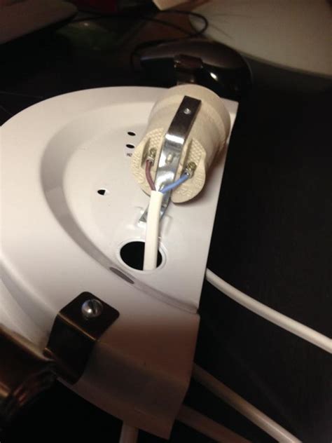 Ответы Mail: Помогите, пожалуйста, приделать выключатель на проводе к ...