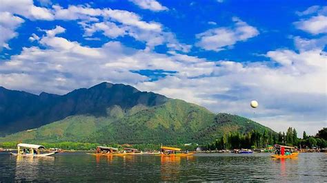 Dal Lake Srinagar Kashmir Houseboat Shikaras Floating Market