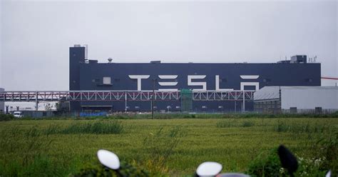 Tesla Baut Eine Fabrik In Shanghai Um Megapack Batterien Herzustellen