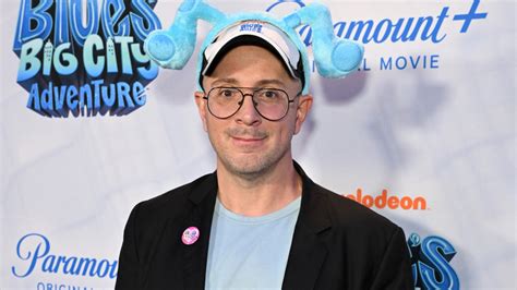 How Blues Clues Star Steve Burns Really Feels About Quiet On Set