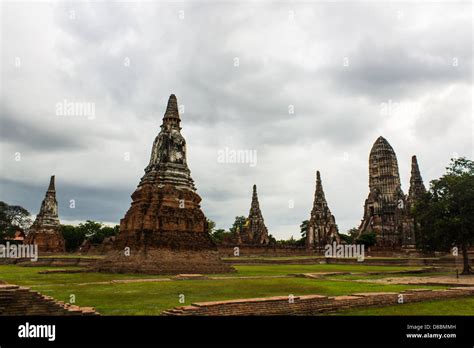 Wat Chaiwatthanaram Temple in Ayutthaya Stock Photo - Alamy