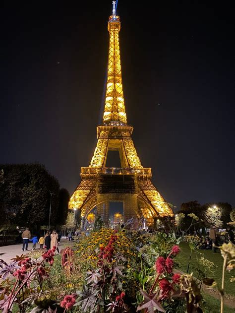 Qué Hacer En París Por La Noche 2025 Travel France Blog