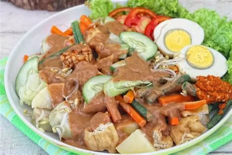 Resep Gado Gado Super Gurih Lengkap Dengan Cara Membuat Saus Kacang