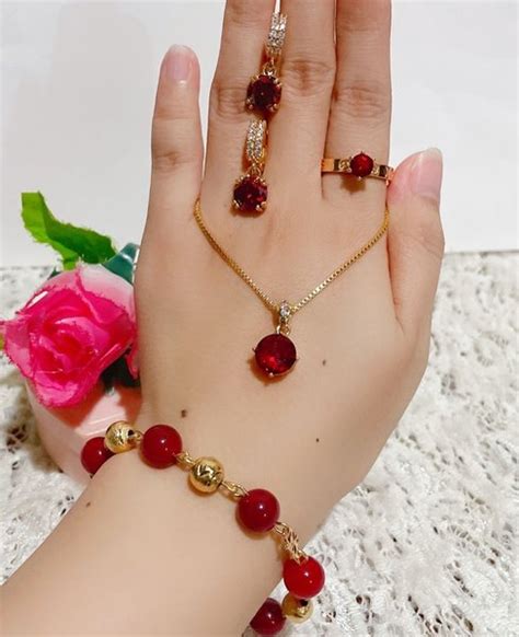 Jual Set Perhiasan Wanita Permata Giok Warna Merah Lapis Emas Cantik