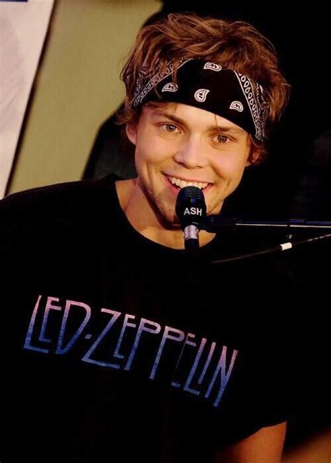 Ashton Irwin Bandana