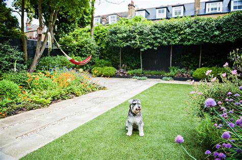 A Simple Guide To Understanding Pet-Friendly Garden Design - Growing ...