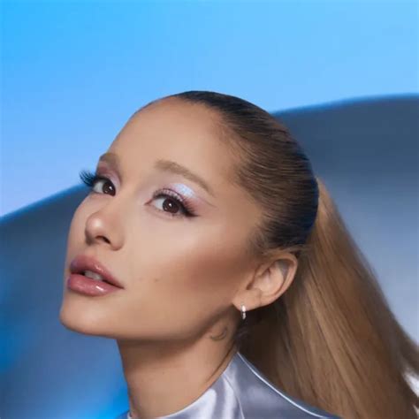 Ariana Grande Vuelve A La Música Con Un álbum En 2024 Filo News